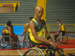 deportistas en silla de ruedas de Colombia